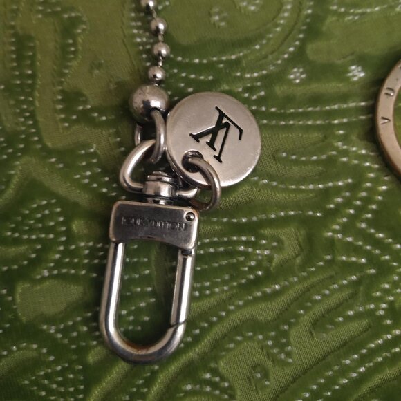 Louis Vuitton Monogram ID Porte Cles Chain Holder - Picture 5 of 9